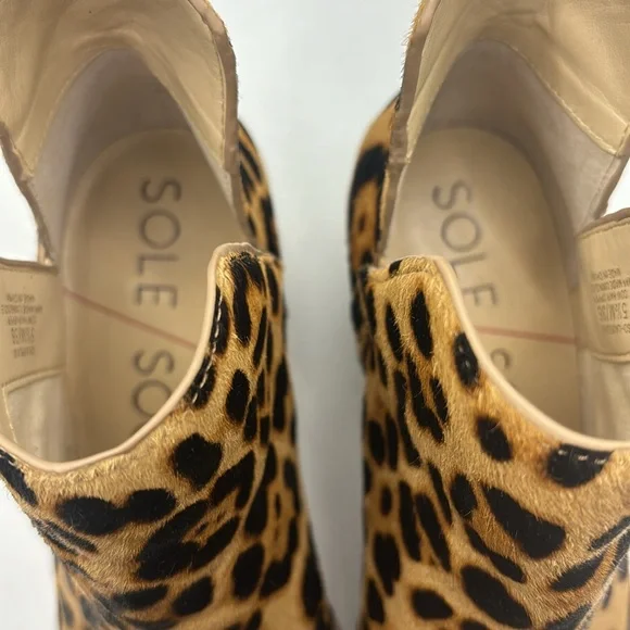 Sole Society leopard cow hair  ankle pull on boots pointy leopard print SZ 5.5 - Picture 16 of 16